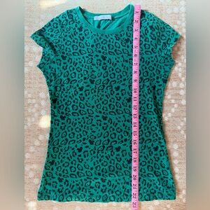 Charlotte Russe Green Leopard Print Short Sleeve Tee